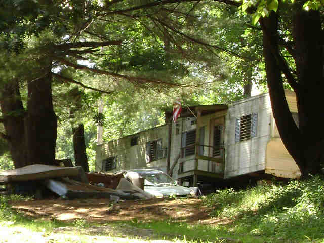 Building photograph for 207 WOOD CREEK RD